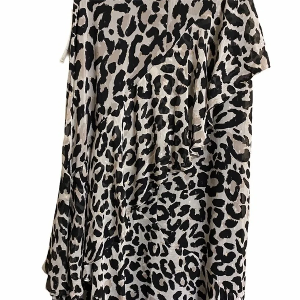 Eliza J Leopard Asymmetrical Skirt Size 4 NWT